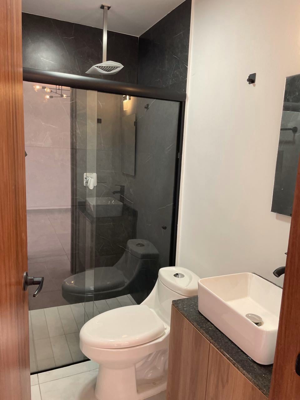 Casa Guadalupe, baño del cuarto principal